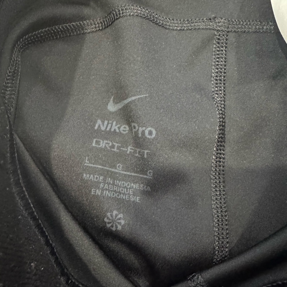 Nike Black Compression Shorts with Subtle Gray Swoosh Detail youth girls Large - Picture 3 of 3